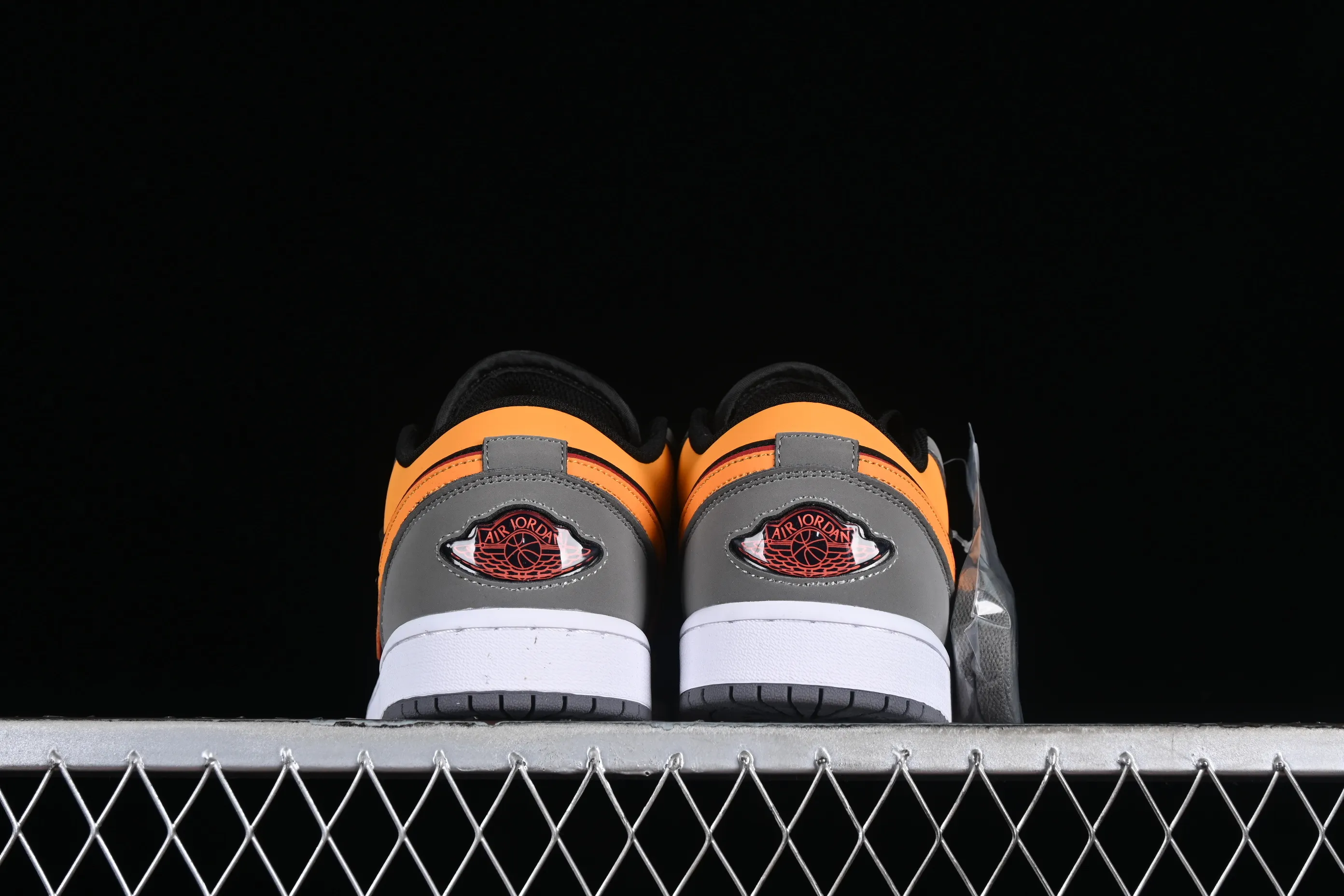All categories Air Jordan Jordan series basketball shoes Air Jordan 1 Low Air Jordan 1 Low "Black Orange" AJ1 Joe 1 light stone black and yellow FN7308-008